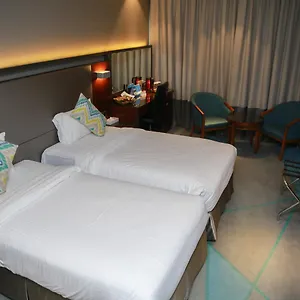 versailles-dubai.dubaihotelsoffers.com/