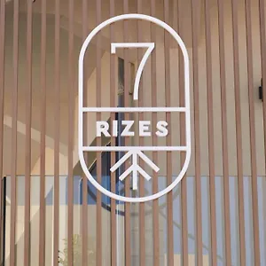 https://7rizes-luxury-living.rethymnohotels.net